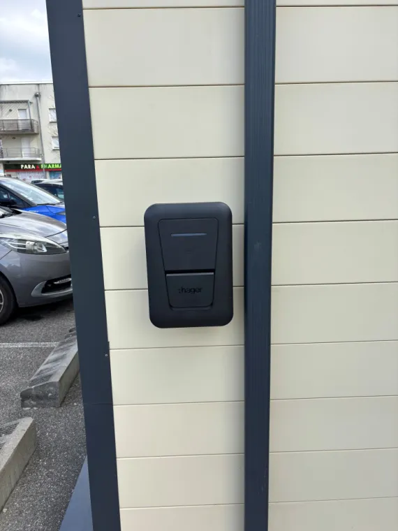 Installation d'un système d'alarme anti-intrusion à Valence, Valence, Max Elec