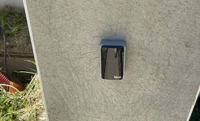 Installation d’un moteur de portail et d’un interphone à Valence, Valence, Max Elec